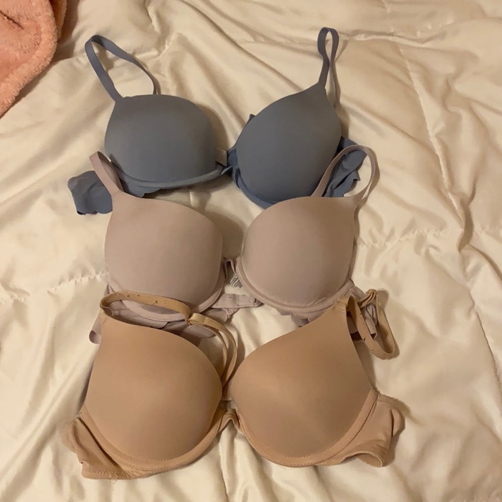 Used but still good 32A bras